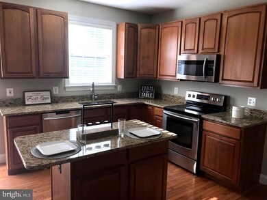 21942 Short Bow Ct, California, MD 20619 - photo 5