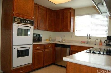 Super clean kitchen!