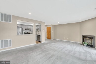 301 Trinity Ct unit 7, Princeton, NJ 08540 - photo 5