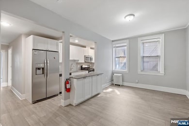 Melrose Hall unit 28, North Bergen, NJ 07047 - photo 3