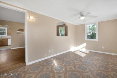 1001 Elm St, Jacksonville, NC 28540 - photo 4