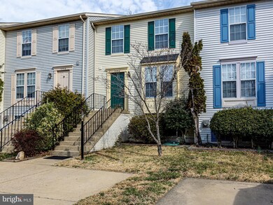 13904 Winding Ridge Ln, Centreville, VA 20121 - photo 2