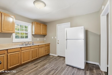 605 Wilson Rd, Maryville, TN 37801 - photo 7