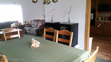 hansen dining room