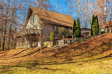 226 W Wynnbrook Dr, Hendersonville, NC 28792 - photo 2