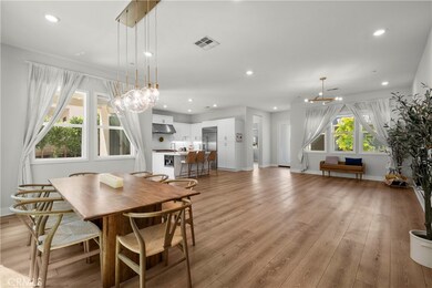 27010 Declaration Rd, Valencia, CA 91355 - photo 3