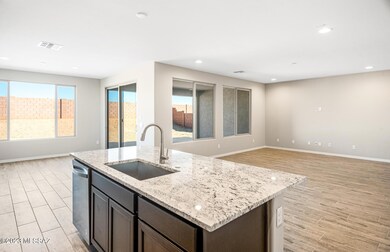 Kitchen/Living Area