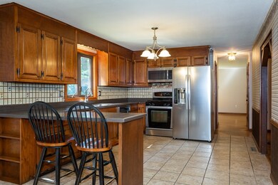 180 James St, Feeding Hills, MA 01030 - photo 7