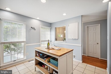 9603 Minstead Ct, Burke, VA 22015 - photo 5