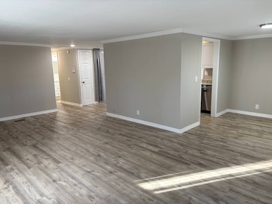 37945 Bentley Dr unit WD-110, Zephyrhills, FL 33542 - photo 4