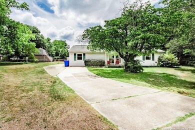 412 Buie Ct, Fayetteville, NC 28304 - photo 2