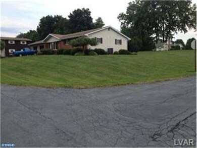 4647 Pine Dr, Nazareth, PA 18064 - photo 2