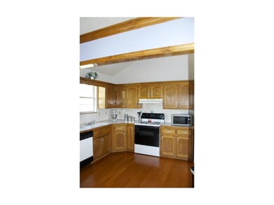 Looking into kitchen from dinning