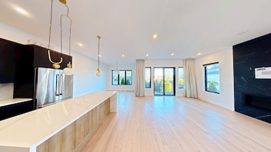 336 Nevada St unit 338, Newton, MA 02460 - photo 4