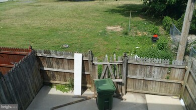 2207 Brunt St, Baltimore, MD 21217 - photo 4