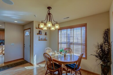 45 Corner Stone Way unit 48, Fitchburg, WI 53711 - photo 3