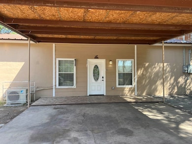 208 W Chapoy St, Del Rio, TX 78840 - photo 3