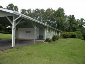 Approach carportgarage