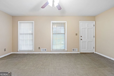 592 Hunnicutt Rd SE, Mableton, GA 30126 - photo 5