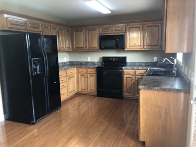 107 Brooklyn Cir, Shelbyville, TN 37160 - photo 5