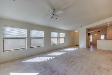 Living Room (4)