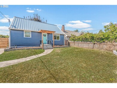 7325 NE Mallory Ave, Portland, OR 97211 - photo 2