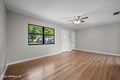 6228 Autlan Dr, Jacksonville, FL 32210 - photo 7