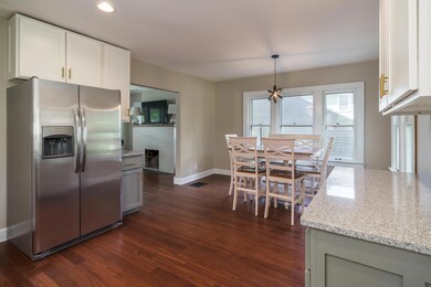 Kitchen-dining2