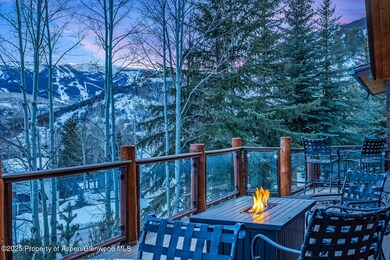 125_57_Saddleback_snowmass_village_CO_81