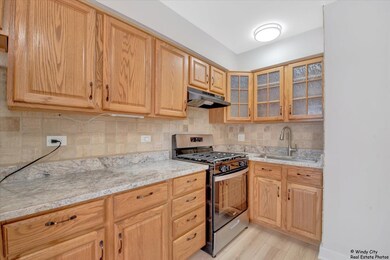 14914 Avers Ave, Midlothian, IL 60445 - photo 4