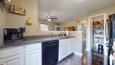 1556 Benjamin Franklin Ct unit 1556, Mays Landing, NJ 08330 - photo 7