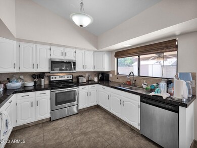 11-web-or-mls-_1577525