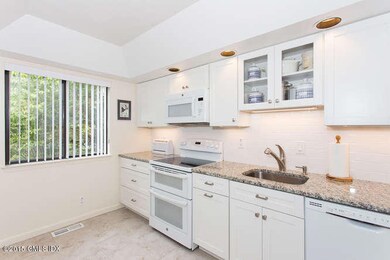 15 Palmer St unit 12, Cos Cob, CT 06807 - photo 3