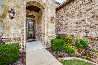 8228 Clear Spring Ln, Fort Worth, TX 76132 - photo 4