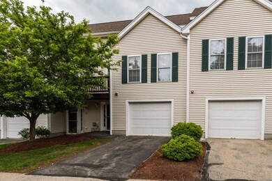 9 Clearwater Ln, MerriMacK, NH 03054 - photo 2