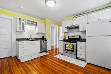 426 Trapelo Rd unit 2, Belmont, MA 02478 - photo 2