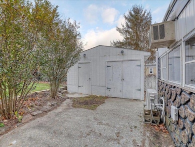 165 Lattintown Rd unit Lot 60, Newburgh, NY 12550 - photo 5