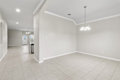 131 San Jacinto Dr, Baytown, TX 77523 - photo 4