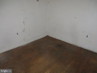 1424 N Corlies St, Philadelphia, PA 19121 - photo 6