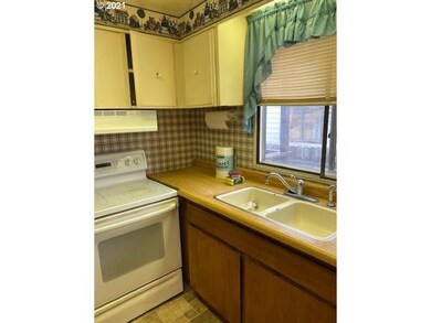 726 S Mccallum St, Prairie City, OR 97869 - photo 5