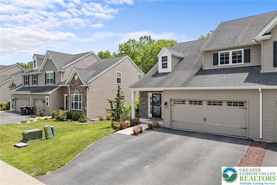 2352 Creekside Dr, Coplay, PA 18037 - photo 3