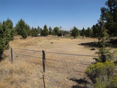 unlisted-address, Bend, OR 97701 - photo 3