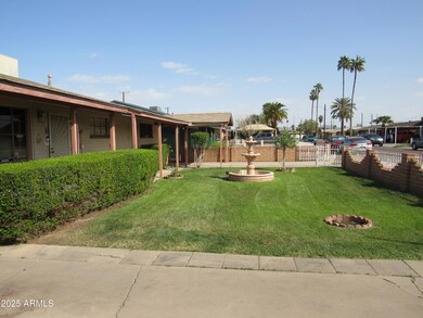 710 N 28th Place, Phoenix, AZ 85008 - photo 4
