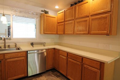 32 Winter Way unit 3, Lincoln, NH 03251 - photo 4