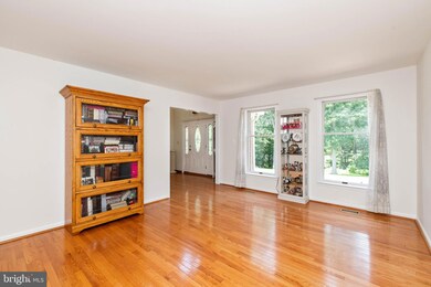 2802 Artemus Ct, Baldwin, MD 21013 - photo 6