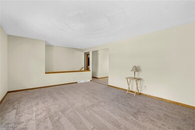 3622 Dotwood St NW, North Canton, OH 44720 - photo 5