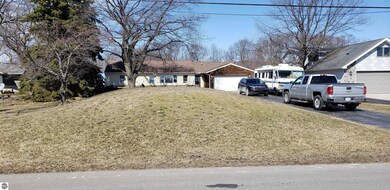 2445 E Bay Ridge Dr, Au Gres, MI 48703 - photo 2