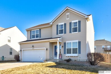 2103 Walnut Creek Dr, Papillion, NE 68046 - photo 2