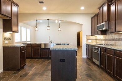 5173 Echo Falls Dr, Alvin, TX 77511 - photo 7