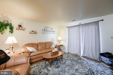 128 Roberta Jean Ave, Littlestown, PA 17340 - photo 3